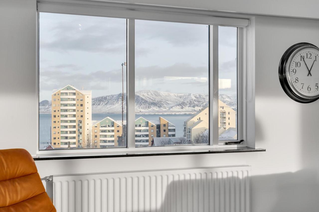 Penthouse Apt On The Shopping Street-Free Parking Reykjavík Eksteriør bilde